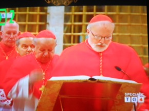 Cardinal O'Malley taking the oath before the voting commences.